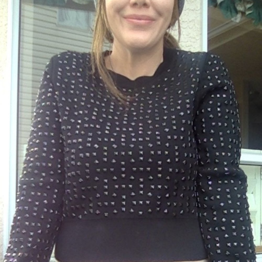 Cropped sweater